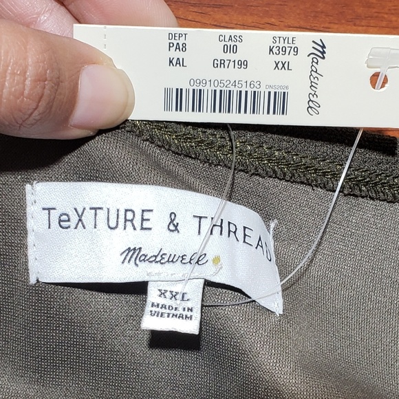 NWT Madewell Texture & Thread Crepe Wrap Top - Picture 6 of 8